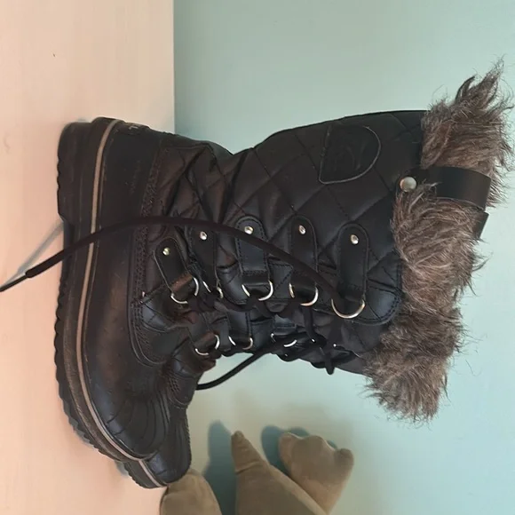 Women's SOREL  Black Fur-Lined Winter Boots - Picture 2 of 7